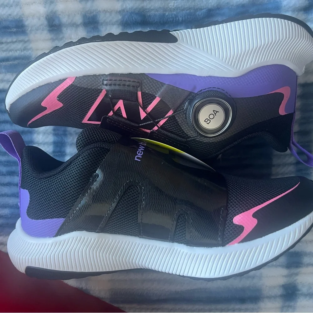 New Balance Kids' Black and Pink Sneakers - Picture 4 of 7